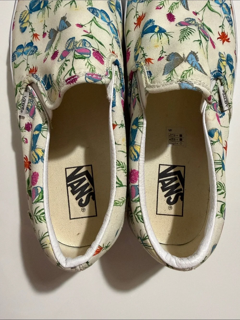 Vans Men's Size 12 Classic Slip On Butterfly Floral Sneaker Shoes Almost new